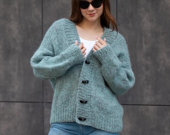 Chunky Knit Alpaca Cardigan: Two-Tone Oversized Boho Sweater