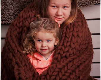 Chunky Knit Merino Wool Blanket, Giant Bulky Throw, Chocolate