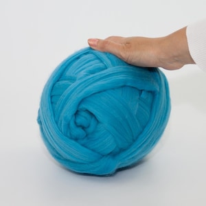 Chunky Merino Garn Fo Arm stricken, Riesengarn, Chunky Stricken, Ungesponnen Merino Roving, Weben, Wolle Garn, sperrige Garn, Roving 45 Farben blau