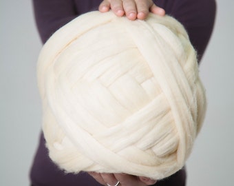 Super Chunky Merino Wool Yarn: 23 Microns, Arm Knitting, Giant Weave