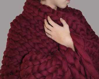 Burgundy Chunky Knit Throw Blanket, Merino Wool, Handmade
