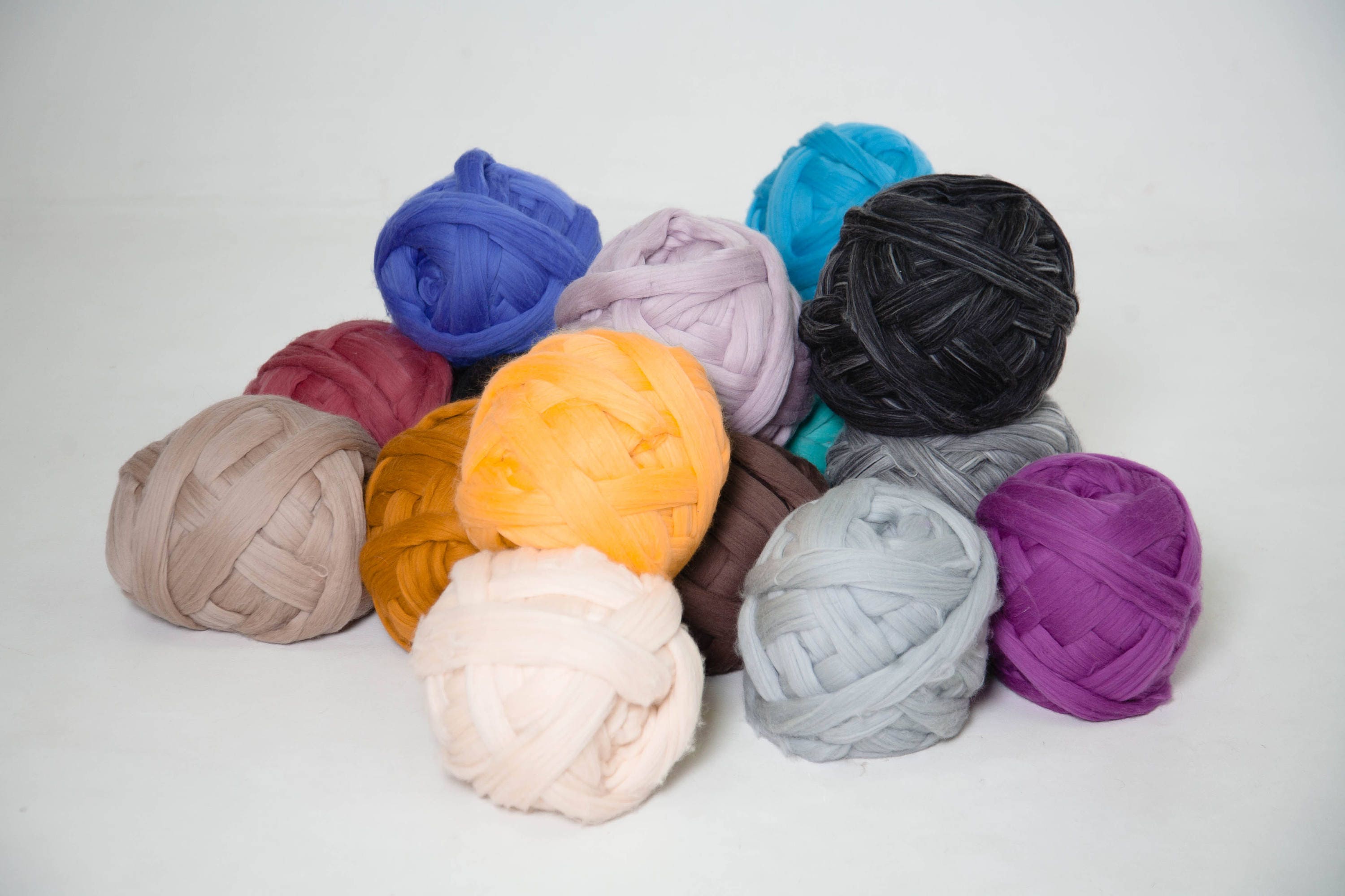 Super Bulky yarn 100 Wool. Great for chunky knits Arm Etsy