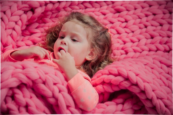 Handmade Chunky Blanket Gift for Her Wool Blanket Knitted Throw Chunky Knit Blanket Giant Knit Throw Mother s Day Gift Dark Pink Etsy UK