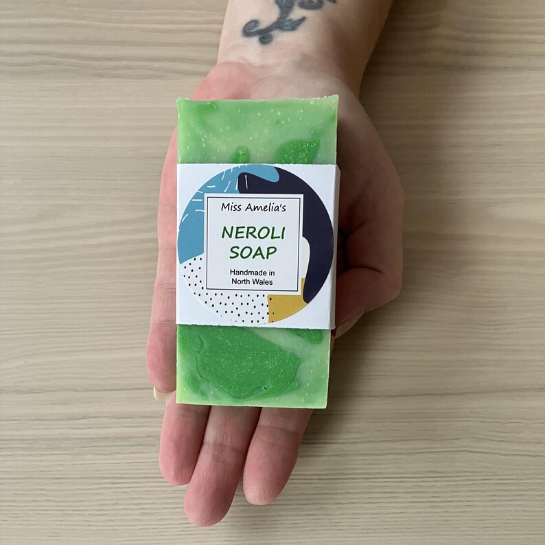 Pampering Gift Box / Spa Gift Set for Wife, Girlfriend, Mum / Clay Face