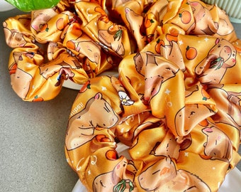 Capybara Scrunchie - Capybara - Scrunchie, Satin Scrunchie,Orange,Orange,Gold Scrunchie,Capybara Haarschmuck,Capybara Accessoire