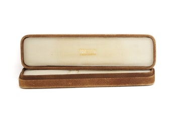 Vintage armbandendoosje Tiffany & co. Juwelendoos. Midden in de eeuw. Bruin suède. 7,25 inch x 1,75 inch. Zeldzame stijl.