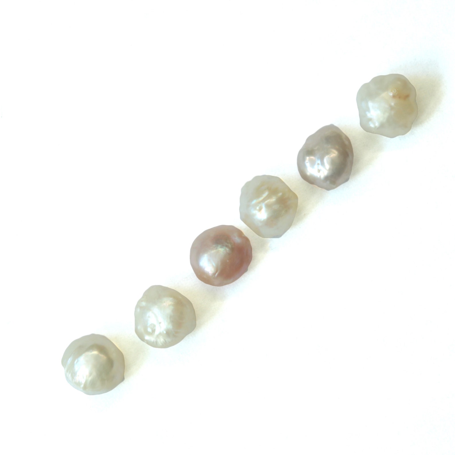 6 ALL Natural freshwater river pearls 6.9cts tot. Loose half Etsy