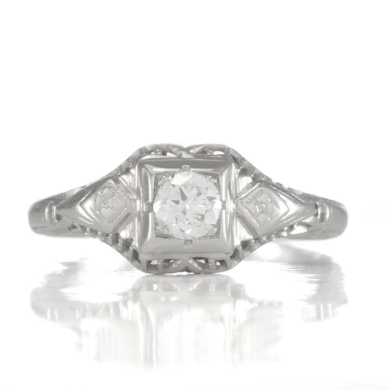 0.20ct vintage diamond engagement ring. J Si1 Natural round old European cut diamond, 14kt white gold, Filigree. Art Deco 1930s. Estate. image 1