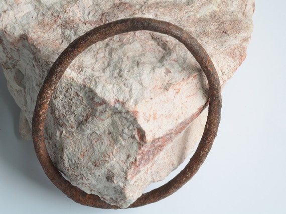 Antique Rusted Iron Bangle Bracelet: Reclaimed Fa… - image 4