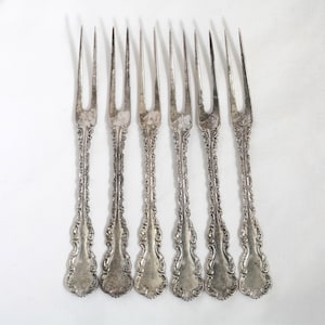 Set of 6 Antique sterling silver berry forks. Louis XV. 4.5&quot;. Whiting Manufacturing for Bailey Banks and Biddle. Flatware. Vintage c1900.