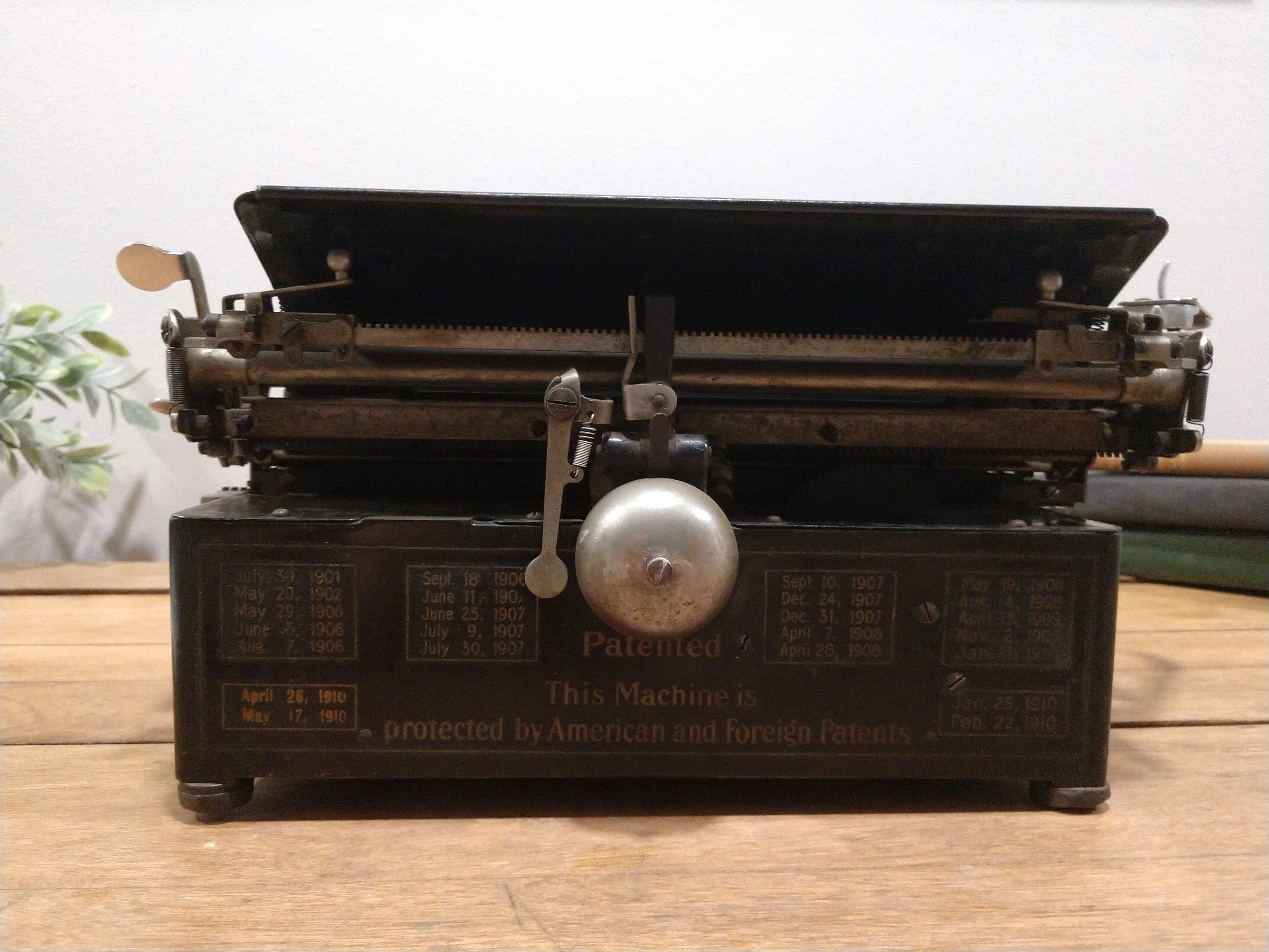 Royal Typewriter Vintage Typewriter 1 Serial Number 51206 | Etsy