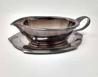 Holmes & Edwards Silverplate Gravy Boat And Tray, Holmes Edwards Spring Garden International Silver Co. 2013