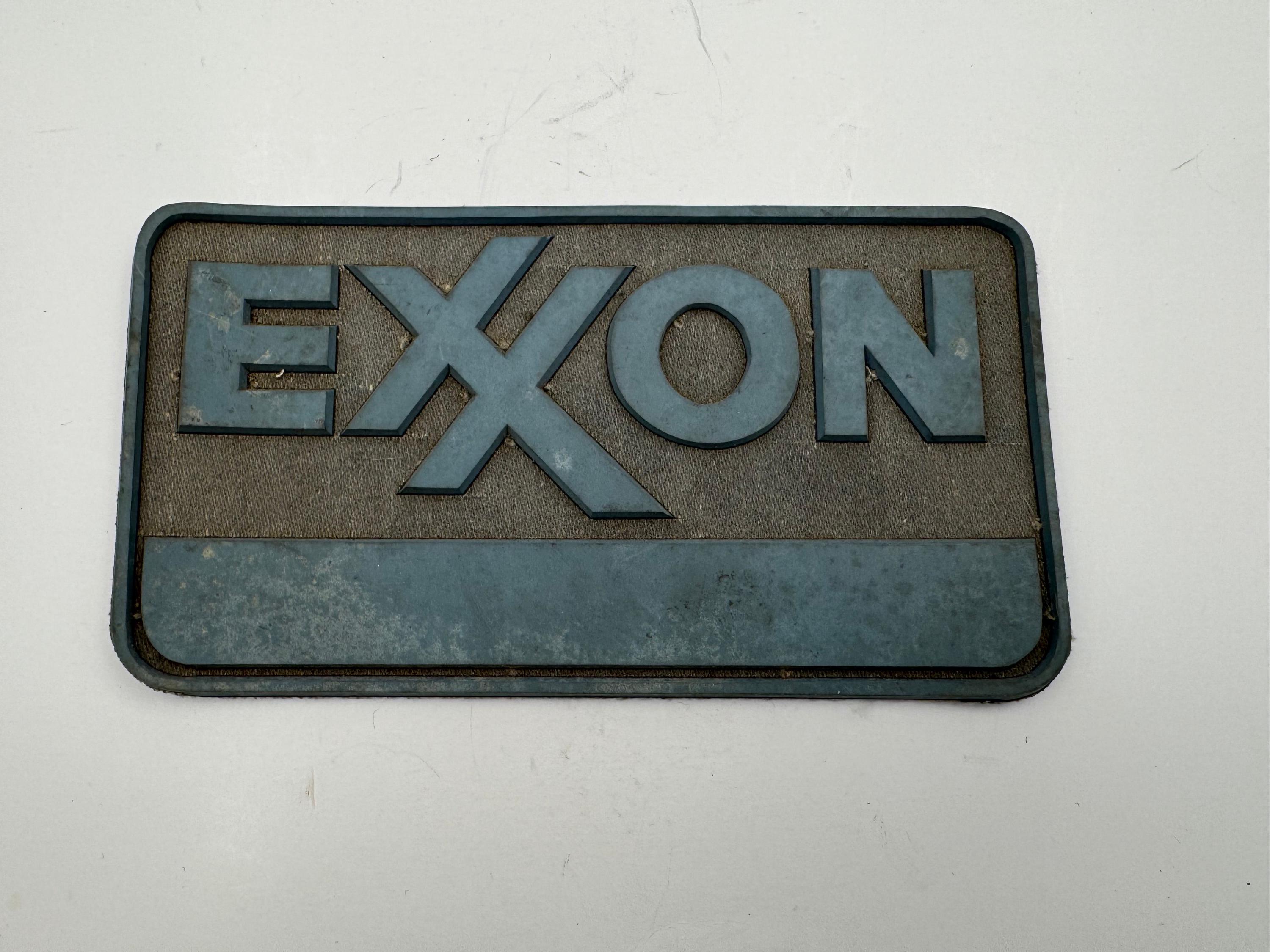 アメリカ ビンテージ EXXONエクソン金属製プラーク看板置物ノベルティ1979 Large Vintage Exxon Sign | eBay