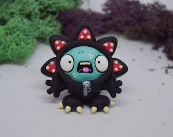 Demogorgon Shelf Ornament, Miniature Art, Creepy Cute Monster Figurine - PRE ORDER