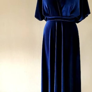 Robe de demoiselle d'honneur en velours, robe en velours bleu marine, robe longue en velours, robe de demoiselle d'honneur simple, robe bohème, mariage bohème, robe bleu marine image 6