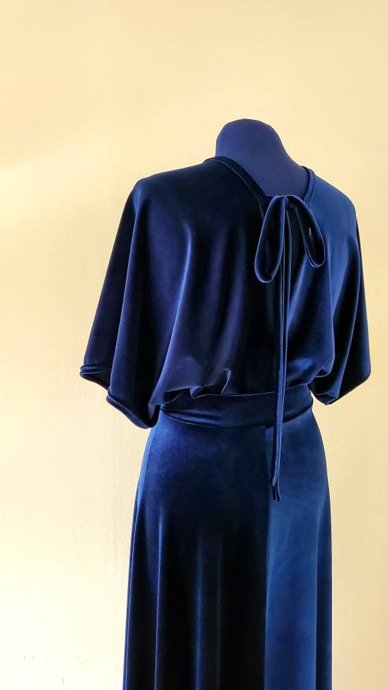 Robe de demoiselle d'honneur en velours, robe en velours bleu marine, robe longue en velours, robe de demoiselle d'honneur simple, robe bohème, mariage bohème, robe bleu marine image 7