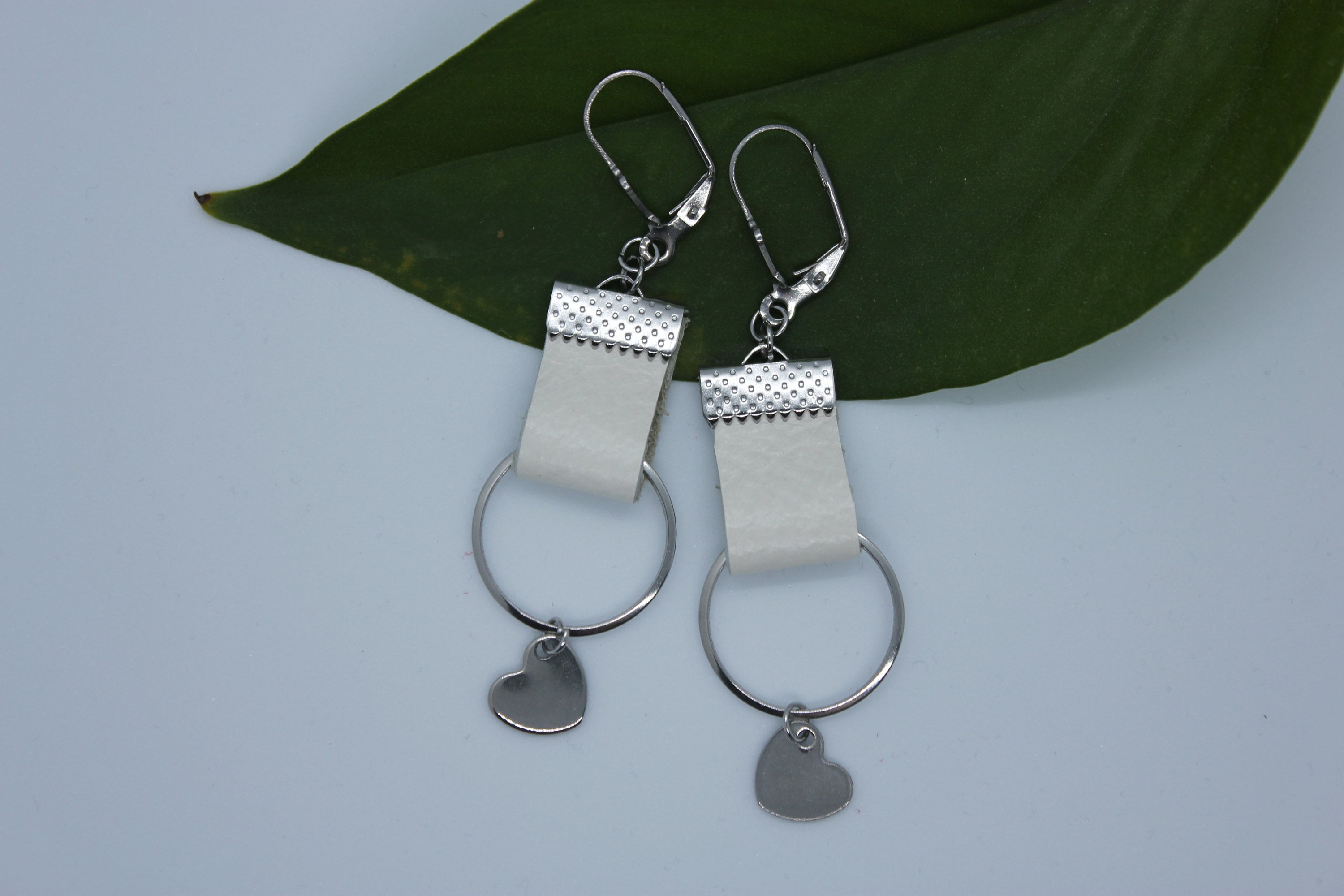 Boucle d'oreille en cuir coeur - Etsy France