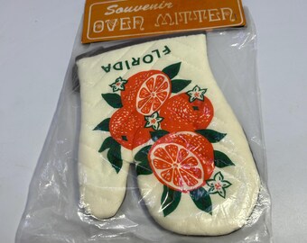Vintage NOS new of stock Florida Souvenir Oven Mitts with Oranges Design kid size