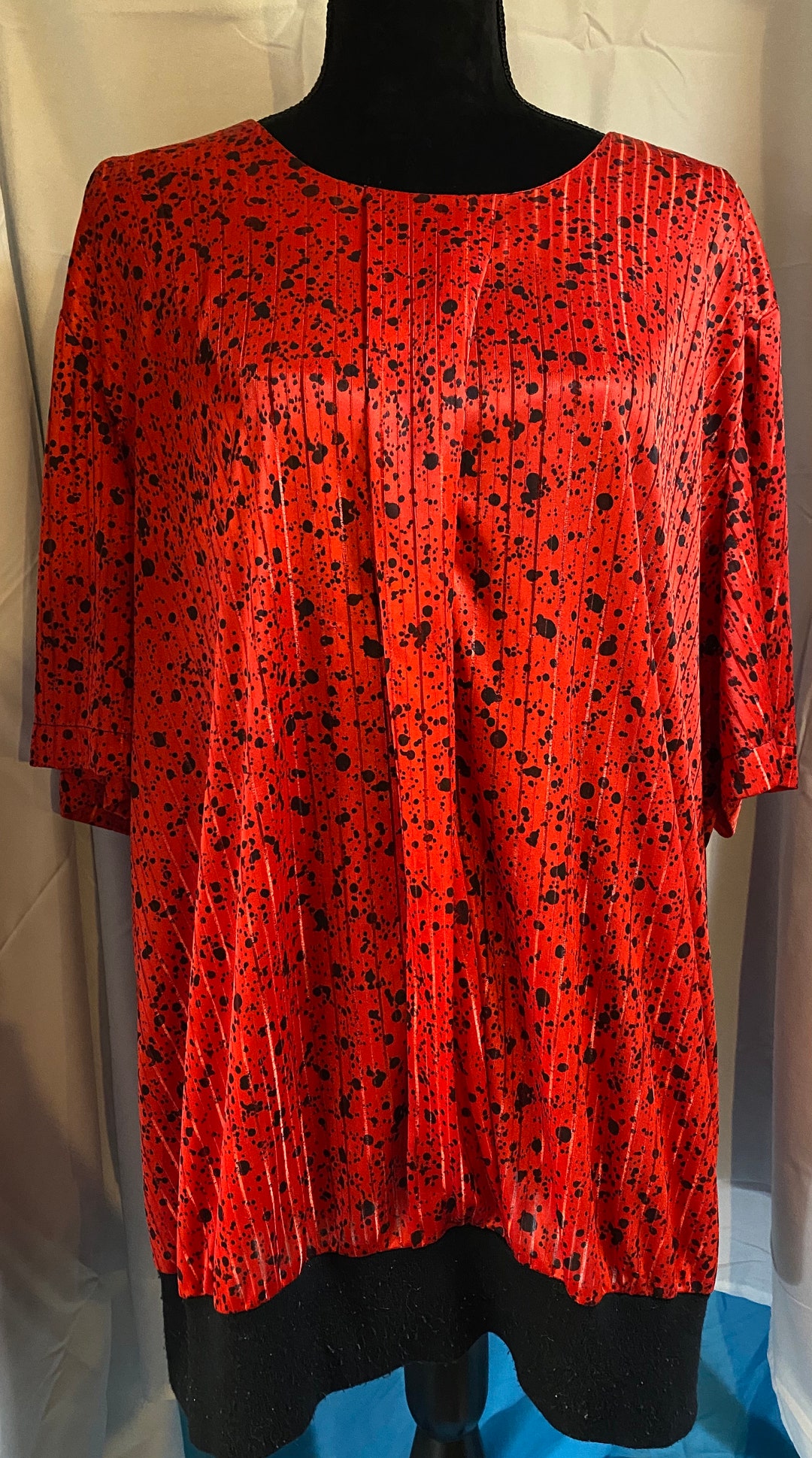 Vintage Top Notch Brand Red and Black Splatter Short Sleeve Blouse 30W