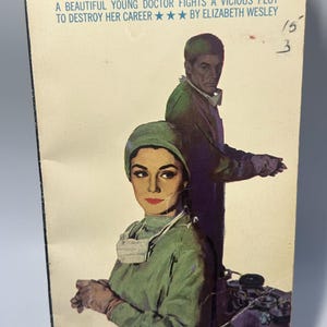 Vintage 'Doctor Dee' Robert Linder Paperback Book 1962 Bantam Books