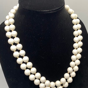 Vintage 2 Strand Round White Bead Box Closure West Germany