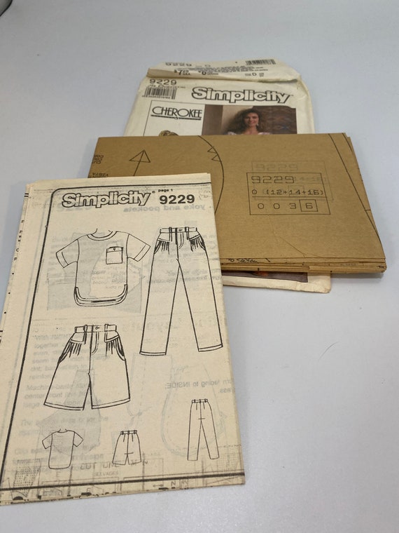 最大10%OFFクーポン Size 9229 Pattern Sewing Simplicity Vintage O 16 14, (12, 裁縫材料