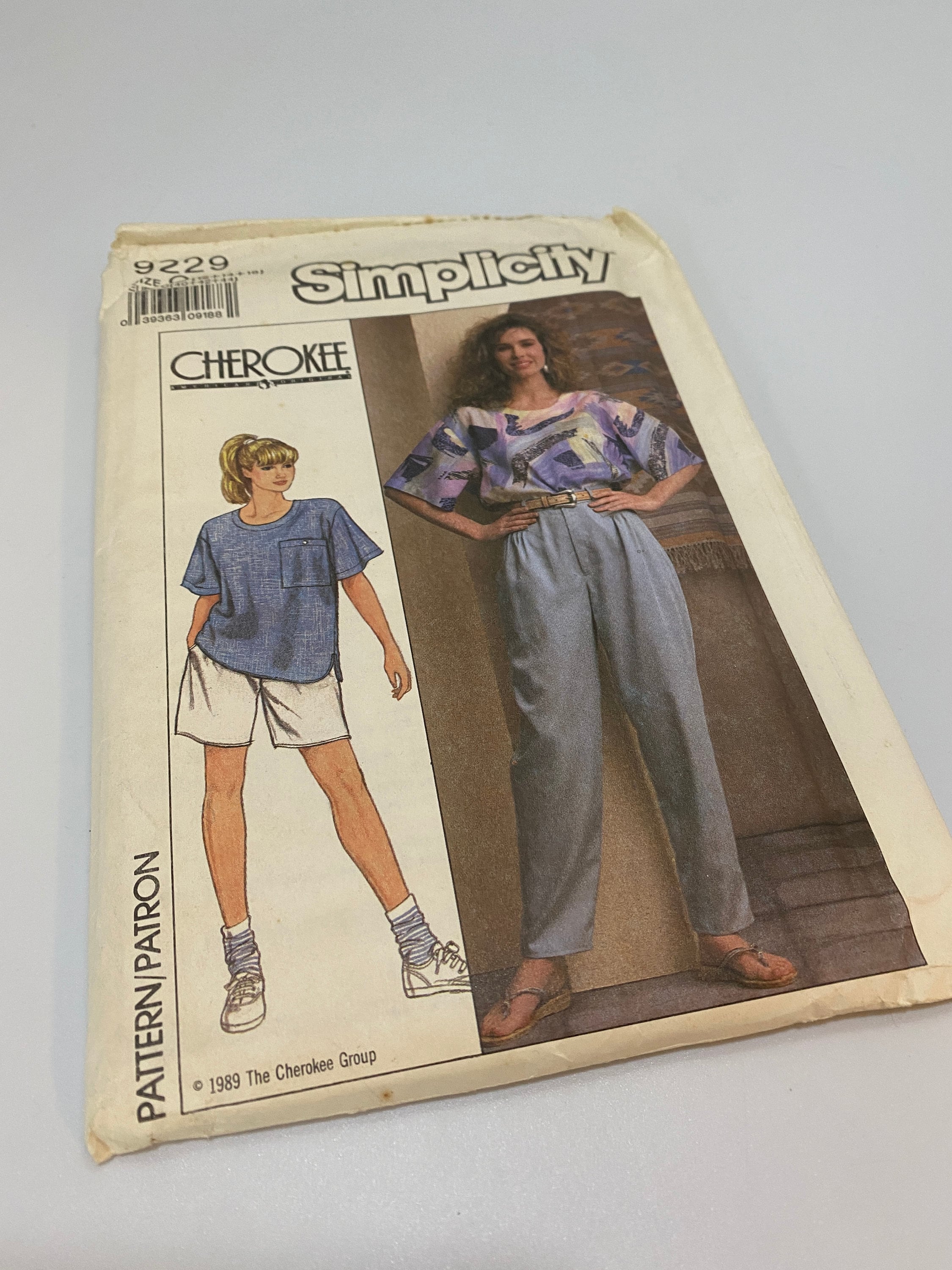 公式通販サイトセール O Size 9229 Pattern Sewing Simplicity Vintage (12, 16 14, 裁縫材料