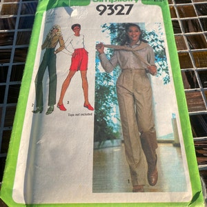 Vintage Simplicity Sewing Pattern 9327 Size 10 Misses Pants and Shorts 1979