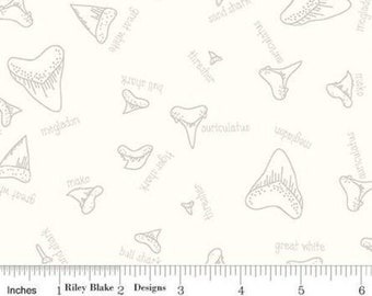 RILEY BLAKE, Sharks Teeth, Cream, Riptide, 10301, cotton quilt, cotton designer