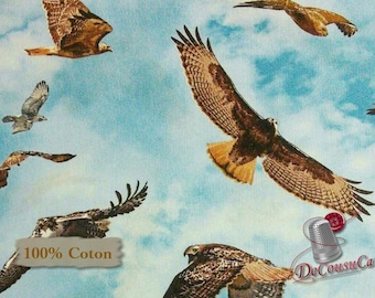 Red Tail Hawk BTY COTTON Elizabeth/'s Studio North American Wildlife 451 Blue