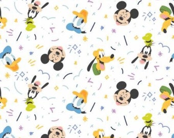 QUILT FABRIC Mickey Mouse, Donald, 100% coton - Mickey Mouse de Camelot Fabrics