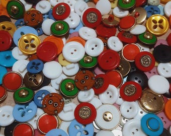 200 buttons buttons vintage, sets of 8 at 12 buttons, buttons various