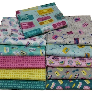 SALE, QUILT FABRIC Radio, 11 designs, fat eight, fat quarter, 100% cotton - Retro Blast de Camelot Fabrics