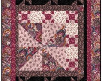 PDF, PLAY DATE Quilt, 33.5'' X 49.5'', Tutoriel - Cottagecore of Camelot Fabrics