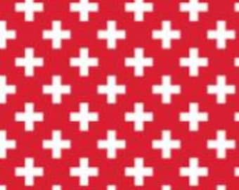 Camelot Fabrics Multi-Colored Après-Ski Cotton Fabric Ski Patches, Cotton Quilting Pattern Vintage Retro Ski Patches, 19010306