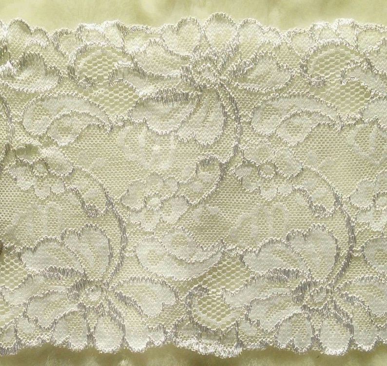 6 12 inch 17cm DT31 white at the metre 39 inch Lace elastic