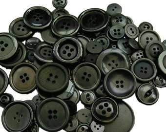 Lot of 100 BLACK buttons, 1970-2000, vintage button