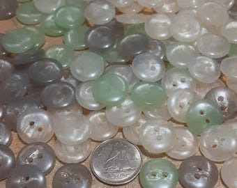 13mm, 100 buttons, TRANSPARENT, 2 holes, Vintage, resin