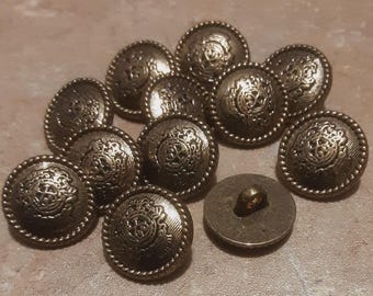 12 buttons: 18mm, Button armoirie