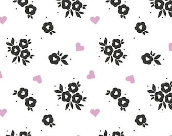 SALE, QUILT FABRICS, Heart, Flower, 100% cotton, cotton quilt, cotton designer - Xoxo de Camelot Fabrics