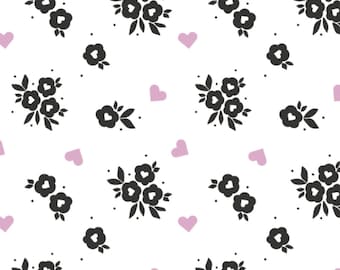 QUILT FABRICS, Heart, Flower, 100% cotton, cotton quilt, cotton designer - Xoxo de Camelot Fabrics