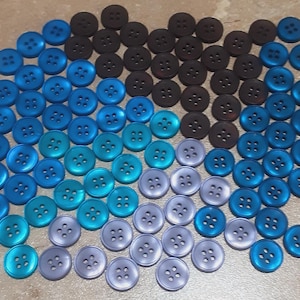 100 buttons, 13mm, 4 holes, resin solid, vintage, BTN 23