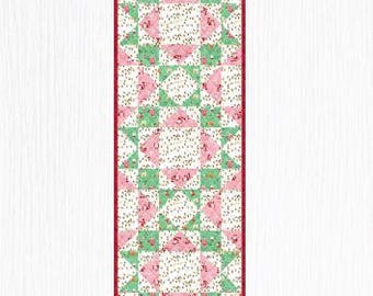 PDF, MEADOW STAR Table Runner, 18'' X 54'', Tutoriel - North Pole Social Club de Camelot Fabrics