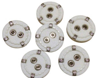 19mm, 6-30 buttons, WHITE AND SILVER