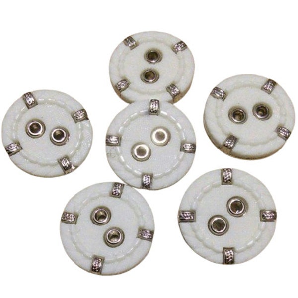 19mm, 6-30 buttons, WHITE AND SILVER