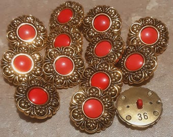 13 Buttons: 25mm, button gold and pink, no 36