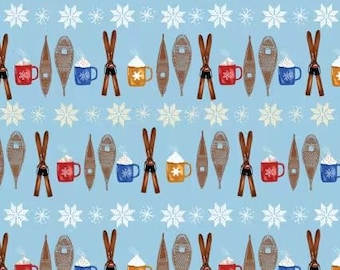 Camelot Fabrics Après-Ski Blue Winter Fun 100% Cotton Quilt Fabric, Tissu Coton Patchwork Courtepointe Activités Hiver Bleu 19010303-01