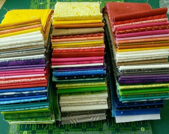 100 Strips 2 1/2" X 44", differents colors, Designer Cotton, colors and mini-prints mixtes