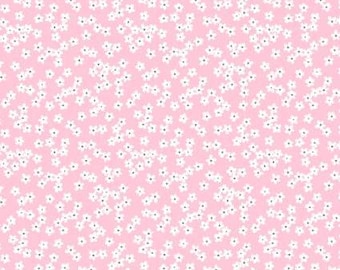 Fabric cotton, FLORAL CLUSTERS, Light Pink, 58240104, 02, Quilt Fabrics, 100% cotton, quilt cotton - Daisy & Lilly of Camelot Fabrics