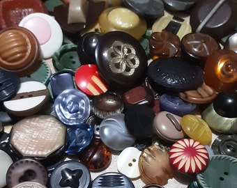 12 Old buttons, 1940-1960, deco style button, vintage button, different color and size, example photo
